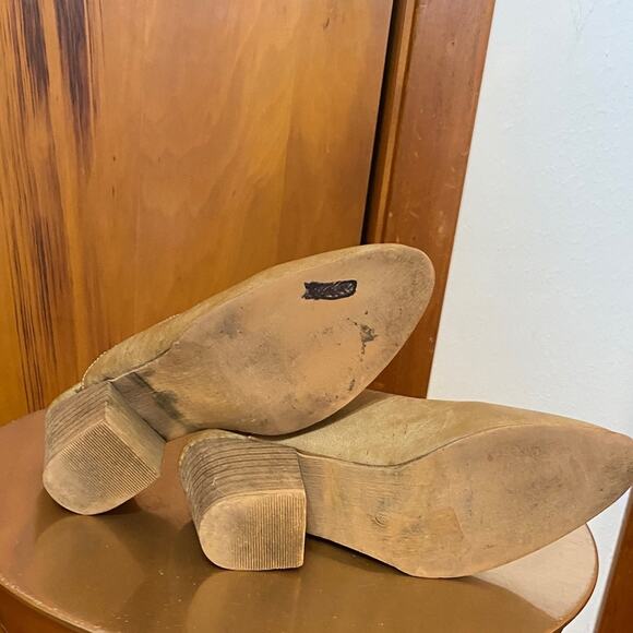 Seven7 Tan Mules Boots Western Bohemian Slip On Transitional Wood 3” Block Heel - Picture 6 of 9